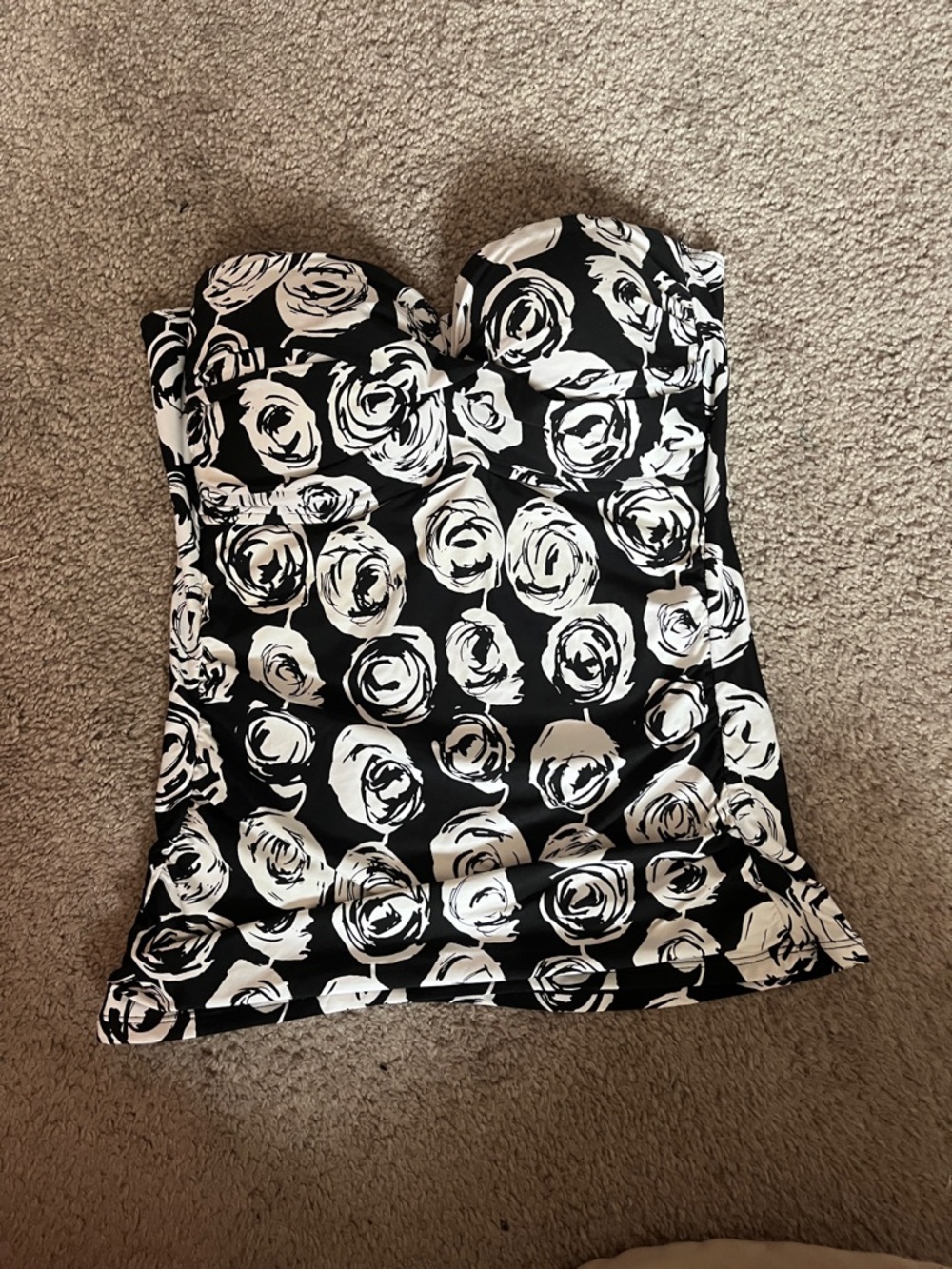 Anne Cole Strapless Black & White Rose-Print Tankini